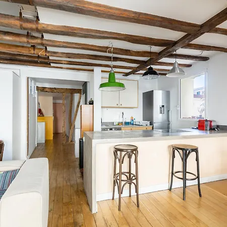 Luxurious 2 Bedroom Canal Saint Martin Saint Lazare * Paris