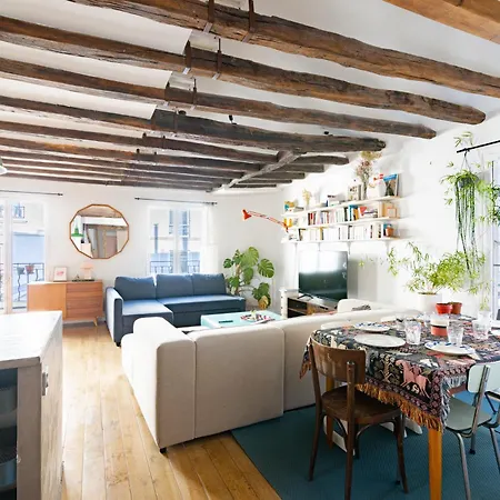 Luxurious 2 Bedroom Canal Saint Martin Saint Lazare Paris