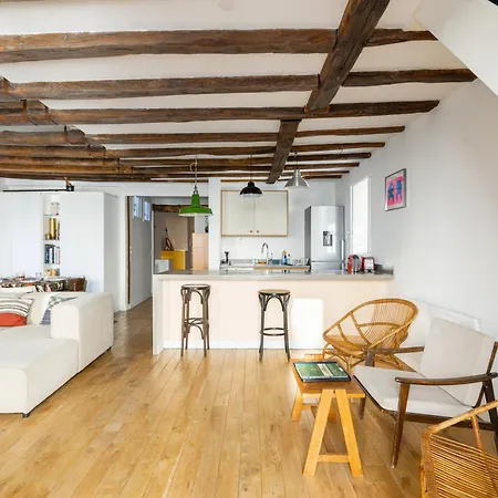 Luxurious 2 Bedroom Canal Saint Martin Saint Lazare Paris