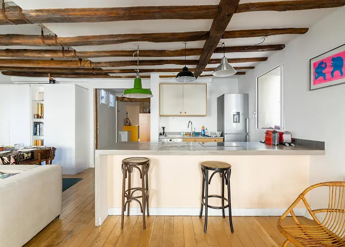 Apartment Luxurious 2 Bedroom Canal Saint Martin Saint Lazare Paris